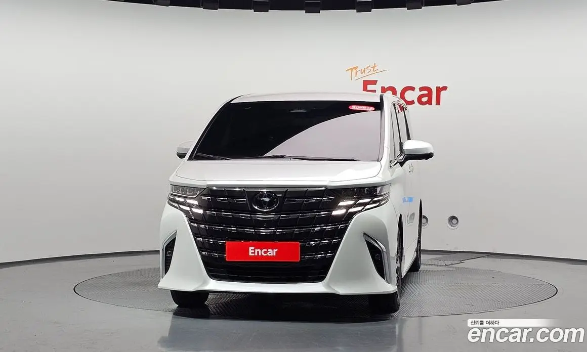 Toyota Alphard 2024 2.5 автомат (гидро), фото 2 Toyota Alphard 2024 2.5 автомат (гидро), фото 2