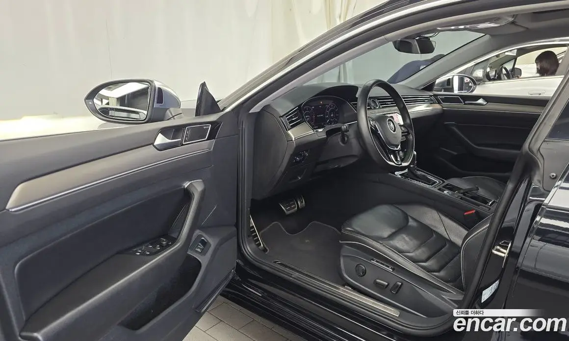 Volkswagen Arteon 2019 2.0 автомат (гидро), фото 13 Volkswagen Arteon 2019 2.0 автомат (гидро), фото 13