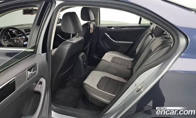 Volkswagen Jetta 2015 2.0 автомат (гидро), миниатюра 12