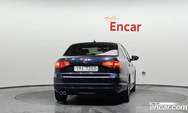 Volkswagen Jetta 2015 2.0 автомат (гидро), миниатюра 4 Volkswagen Jetta 2015 2.0 автомат (гидро), миниатюра 4