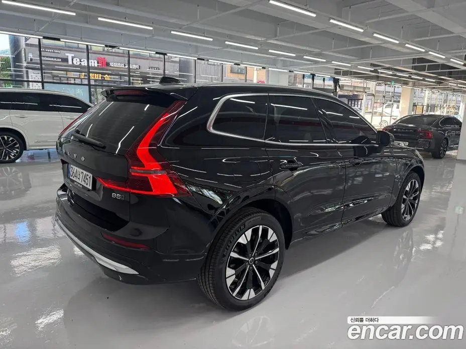 Volvo XC60 2026 2.0 автомат (гидро), фото 2 Volvo XC60 2026 2.0 автомат (гидро), фото 2