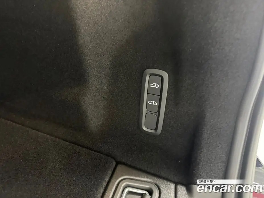 Volvo XC60 2026 2.0 автомат (гидро), фото 12 Volvo XC60 2026 2.0 автомат (гидро), фото 12
