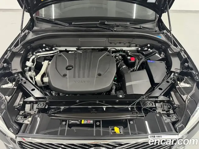 Volvo XC60 2026 2.0 автомат (гидро), миниатюра 6 Volvo XC60 2026 2.0 автомат (гидро), миниатюра 6