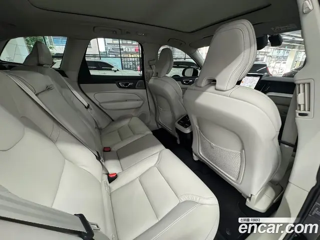 Volvo XC60 2026 2.0 автомат (гидро), миниатюра 10 Volvo XC60 2026 2.0 автомат (гидро), миниатюра 10