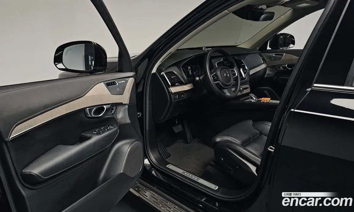 Volvo XC90 2022 2.0 автомат (гидро), фото 12 Volvo XC90 2022 2.0 автомат (гидро), фото 12