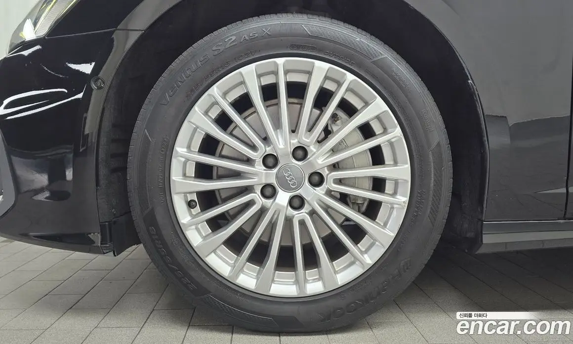 Audi A6 2020 2.0 автомат (гидро), фото 4 Audi A6 2020 2.0 автомат (гидро), фото 4