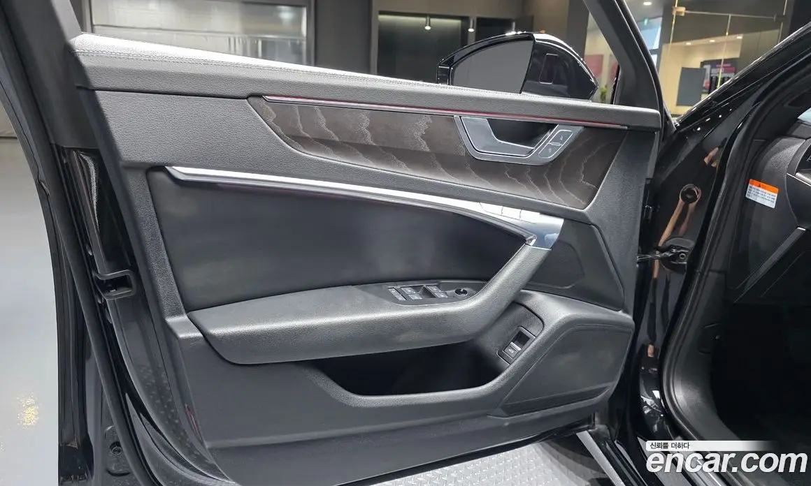 Audi A6 2021 2.0 автомат (гидро), фото 14