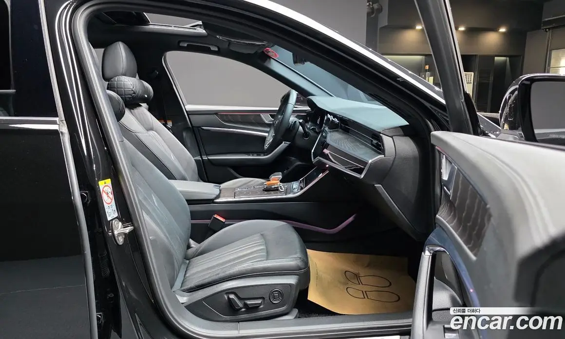 Audi A6 2021 2.0 автомат (гидро), фото 16
