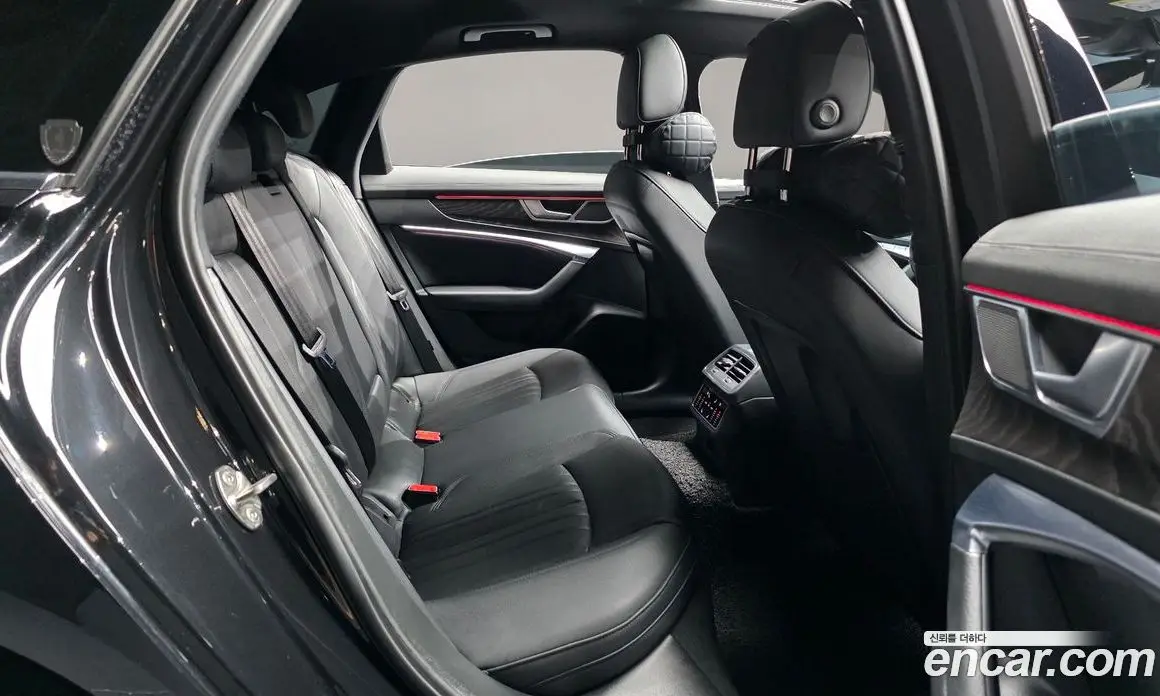 Audi A6 2021 2.0 автомат (гидро), фото 17