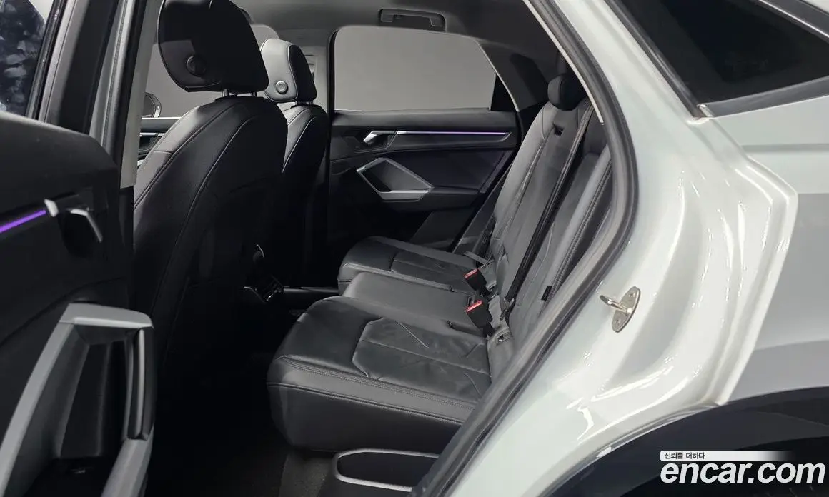 Audi Q3 2023 2.0 автомат (гидро), фото 16