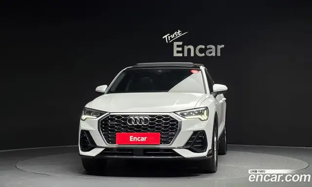Audi Q3 2023 2.0 автомат (гидро), миниатюра 3