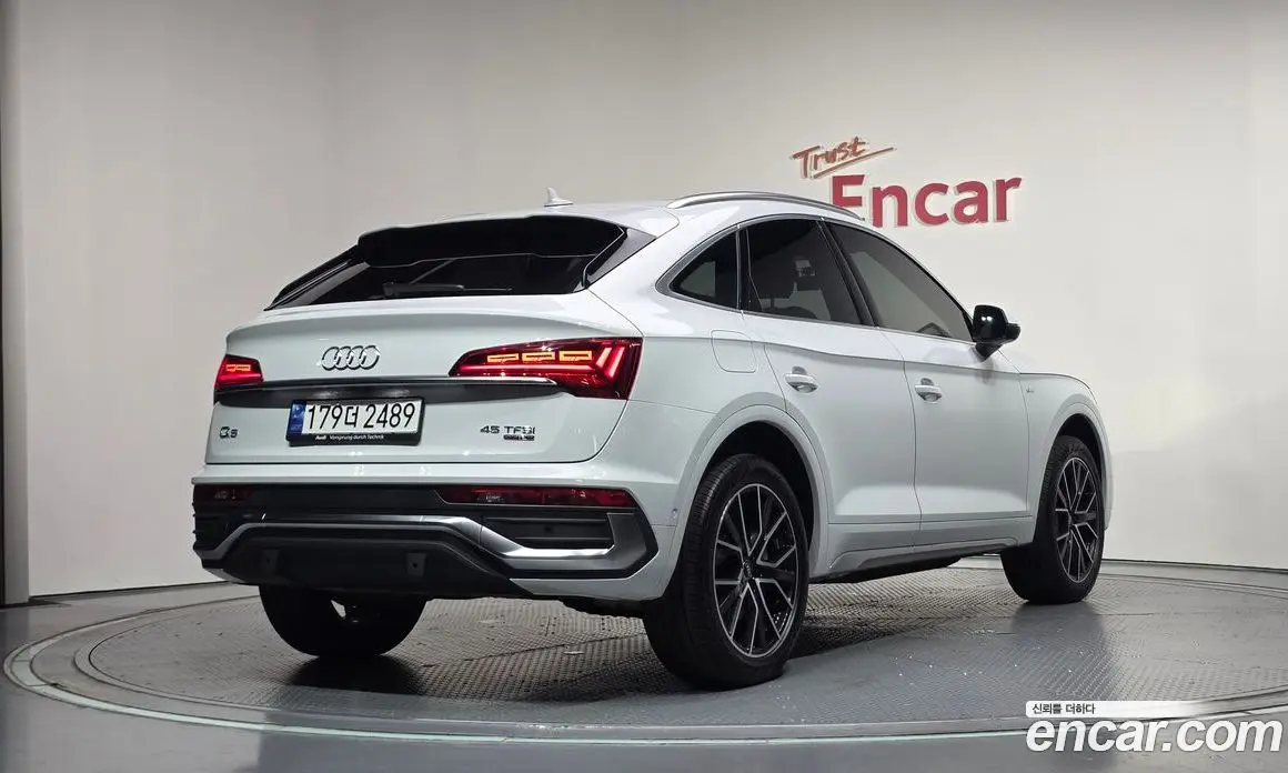Audi Q5 2023 2.0 автомат (гидро), фото 2 Audi Q5 2023 2.0 автомат (гидро), фото 2
