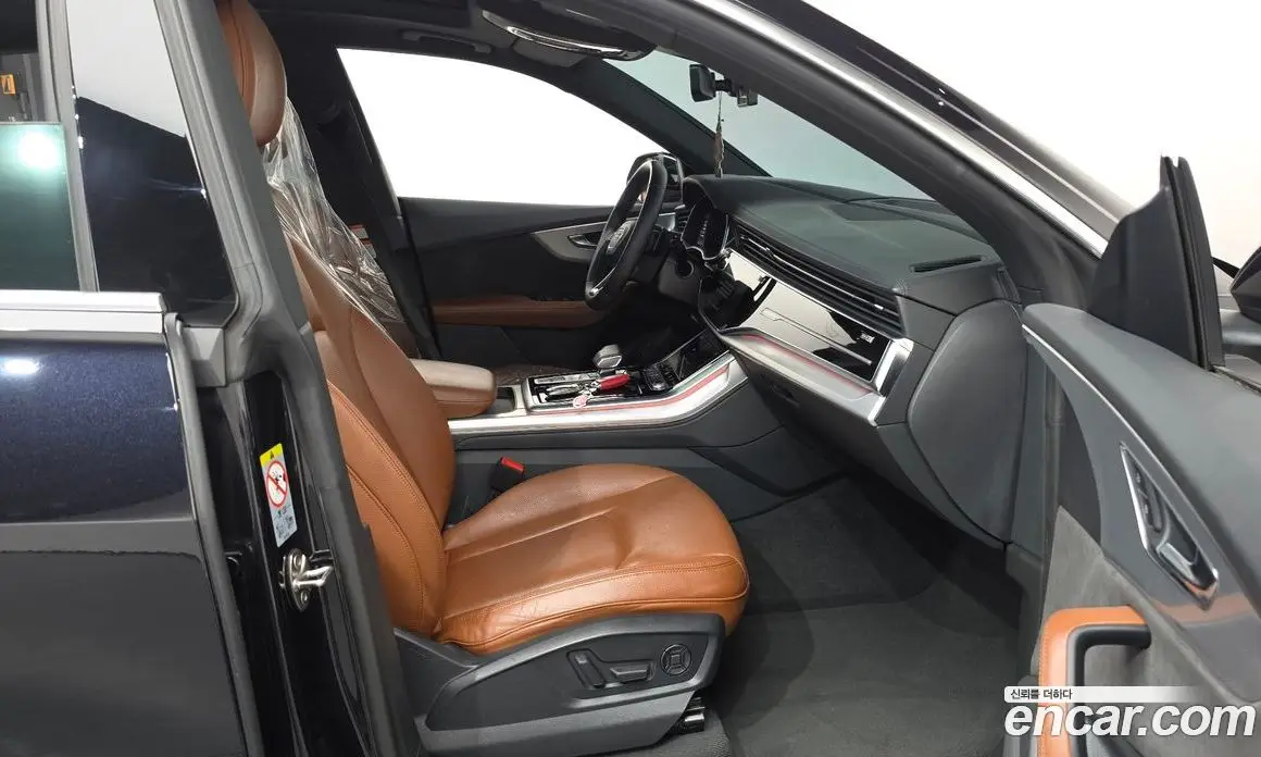 Audi Q8 2021 3.0 автомат (гидро), фото 16