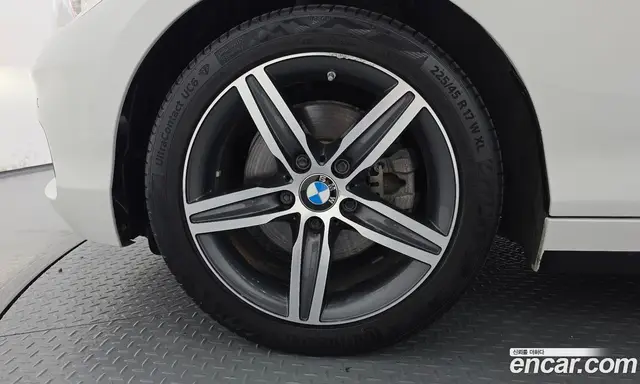 BMW 1 серия 2017 2.0 автомат (гидро), миниатюра 4