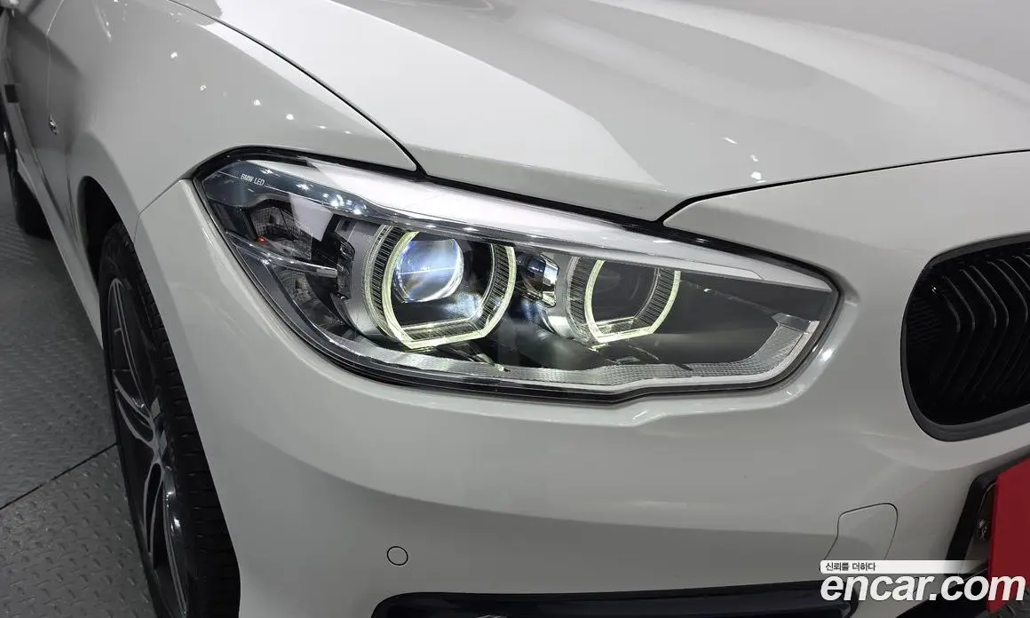 BMW 1 серия 2017 2.0 автомат (гидро), фото 7