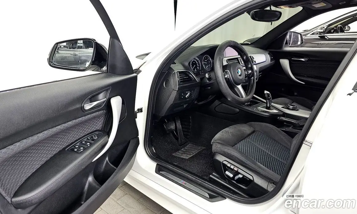 BMW 1 серия 2018 2.0 автомат (гидро), фото 13 BMW 1 серия 2018 2.0 автомат (гидро), фото 13