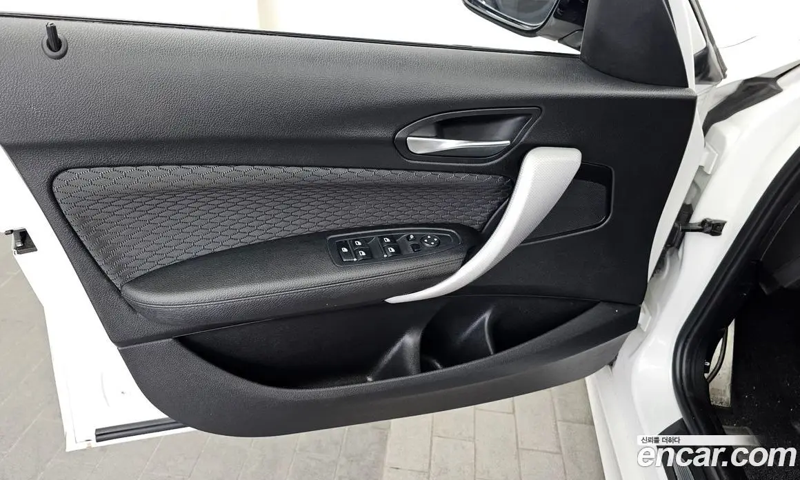 BMW 1 серия 2018 2.0 автомат (гидро), фото 14 BMW 1 серия 2018 2.0 автомат (гидро), фото 14