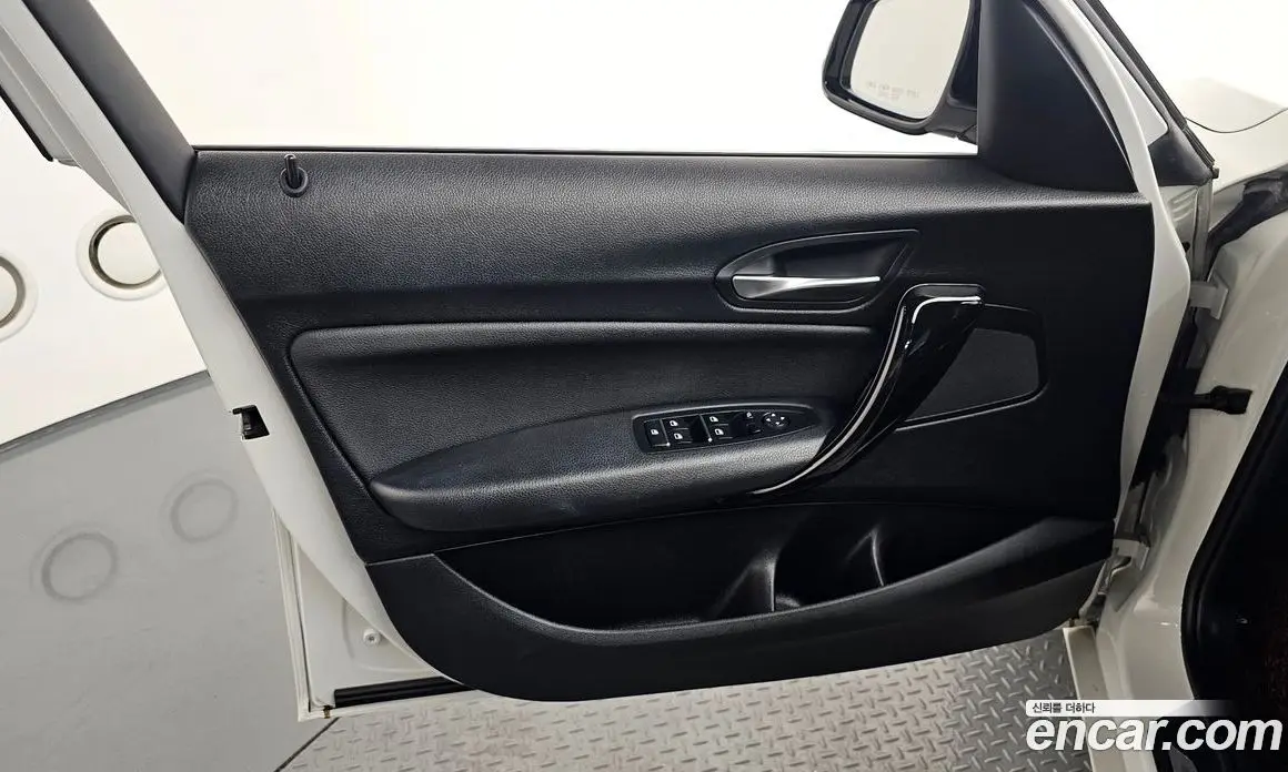 BMW 1 серия 2019 2.0 автомат (гидро), фото 14 BMW 1 серия 2019 2.0 автомат (гидро), фото 14