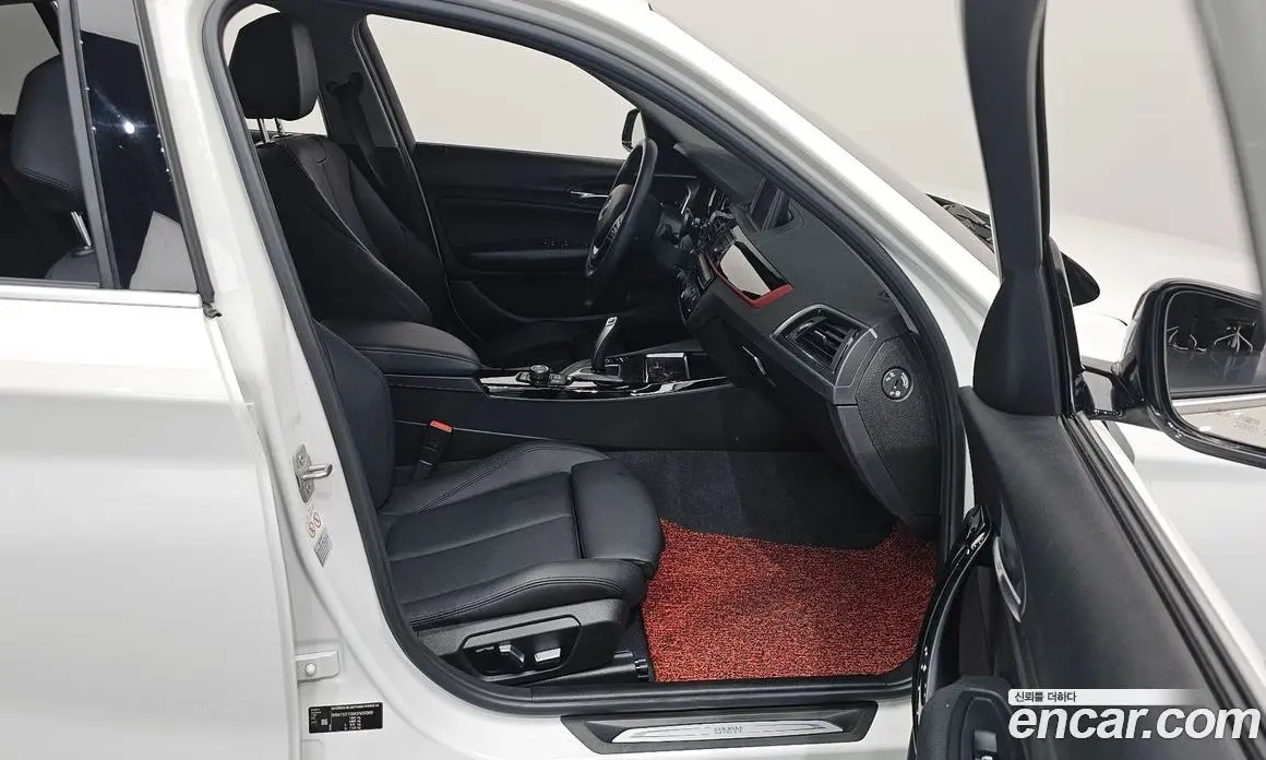 BMW 1 серия 2019 2.0 автомат (гидро), фото 16 BMW 1 серия 2019 2.0 автомат (гидро), фото 16