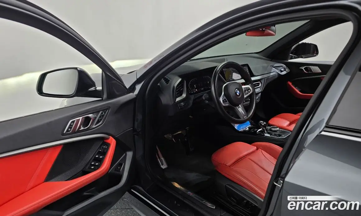 BMW 1 серия 2021 2.0 автомат (гидро), фото 13