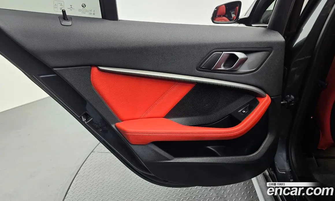 BMW 1 серия 2021 2.0 автомат (гидро), фото 15