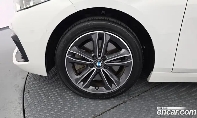 BMW 1 серия 2021 2.0 автомат (гидро), миниатюра 5 BMW 1 серия 2021 2.0 автомат (гидро), миниатюра 5