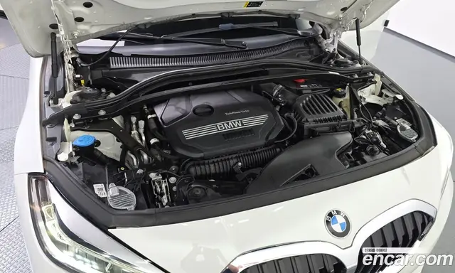 BMW 1 серия 2021 2.0 автомат (гидро), миниатюра 6 BMW 1 серия 2021 2.0 автомат (гидро), миниатюра 6