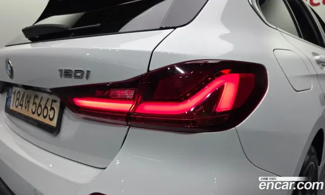 BMW 1 серия 2021 2.0 автомат (гидро), миниатюра 9 BMW 1 серия 2021 2.0 автомат (гидро), миниатюра 9