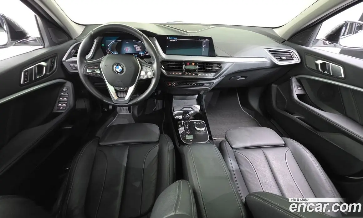 BMW 1 серия 2021 2.0 автомат (гидро), фото 10 BMW 1 серия 2021 2.0 автомат (гидро), фото 10