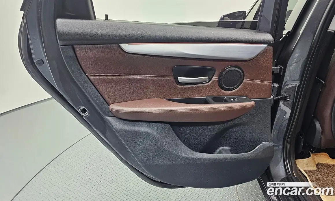 BMW 2 серия 2021 2.0 автомат (гидро), фото 15