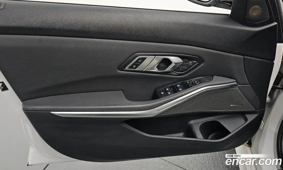 BMW 3 серия 2019 2.0 автомат (гидро), фото 14