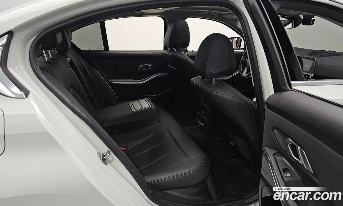 BMW 3 серия 2019 2.0 автомат (гидро), фото 16