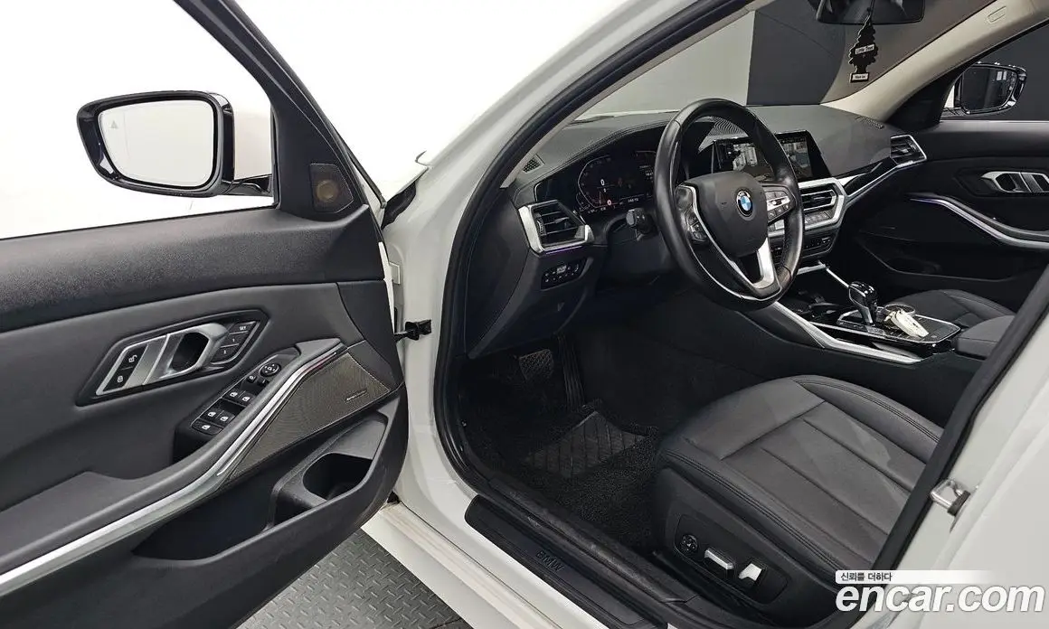 BMW 3 серия 2019 2.0 автомат (гидро), фото 17