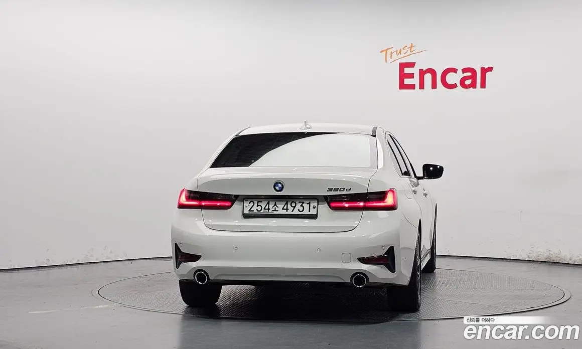 BMW 3 серия 2019 2.0 автомат (гидро), фото 4