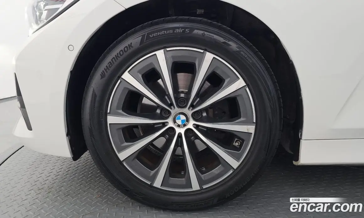 BMW 3 серия 2019 2.0 автомат (гидро), фото 5