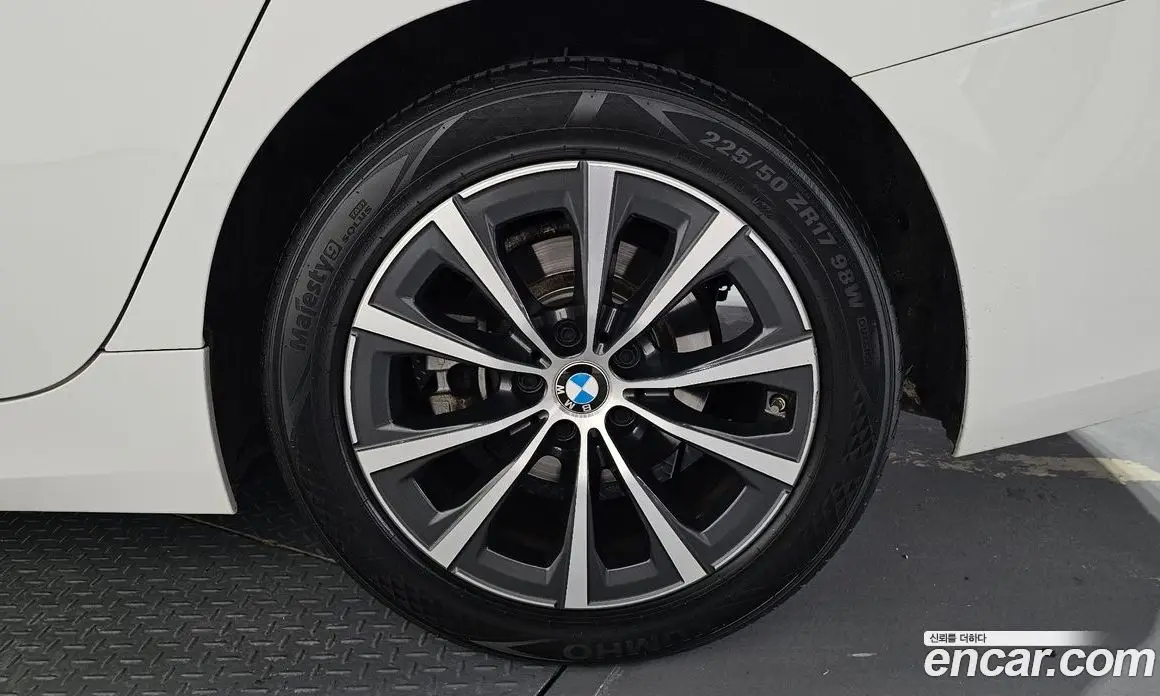 BMW 3 серия 2019 2.0 автомат (гидро), фото 7