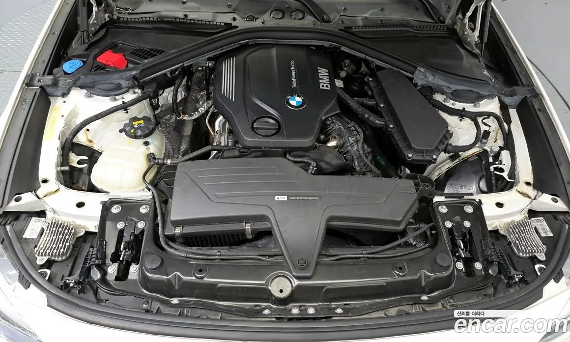 BMW 3 серия 2020 2.0 автомат (гидро), фото 6