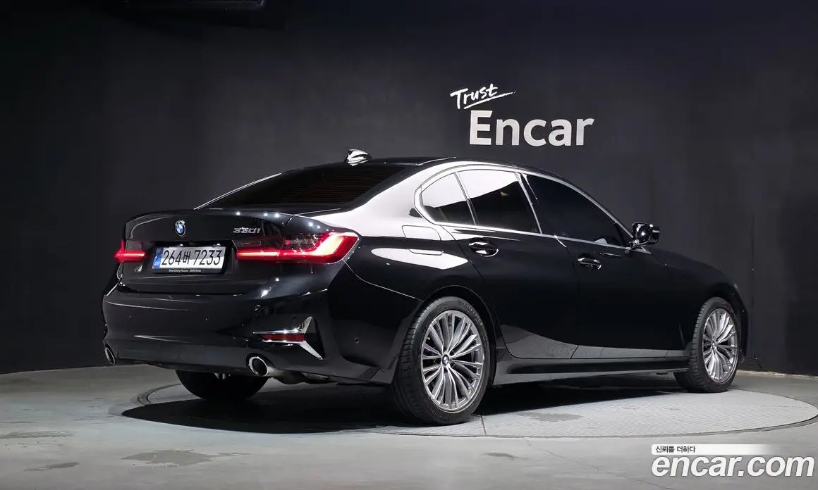 BMW 3 серия 2021 2.0 автомат (гидро), фото 2 BMW 3 серия 2021 2.0 автомат (гидро), фото 2