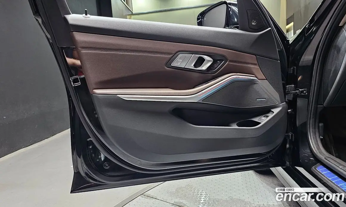 BMW 3 серия 2021 2.0 автомат (гидро), фото 14 BMW 3 серия 2021 2.0 автомат (гидро), фото 14