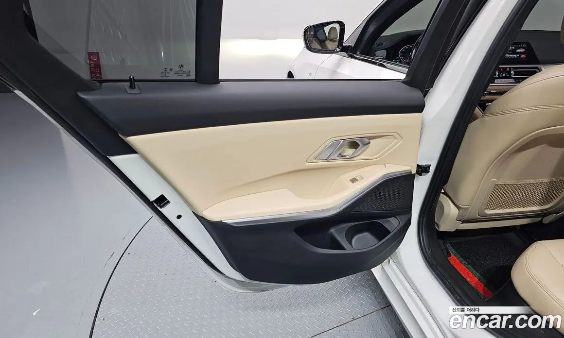 BMW 3 серия 2022 2.0 автомат (гидро), фото 15 BMW 3 серия 2022 2.0 автомат (гидро), фото 15