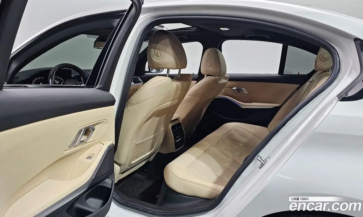 BMW 3 серия 2022 2.0 автомат (гидро), фото 17 BMW 3 серия 2022 2.0 автомат (гидро), фото 17