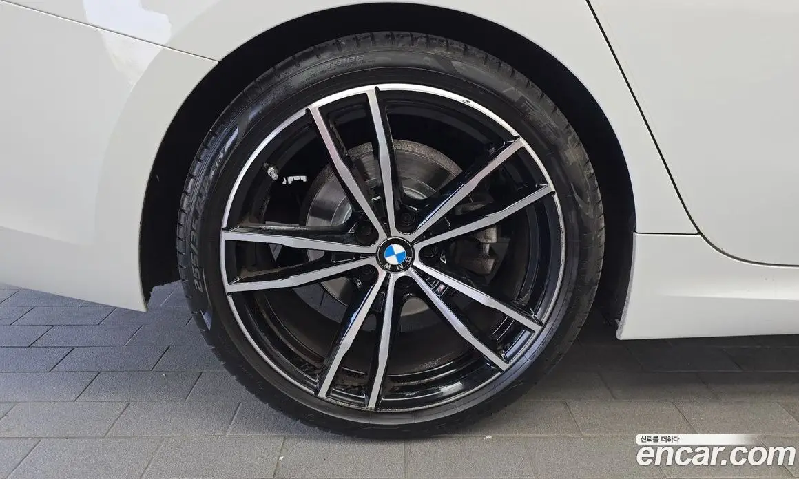 BMW 3 серия 2022 2.0 автомат (гидро), фото 5