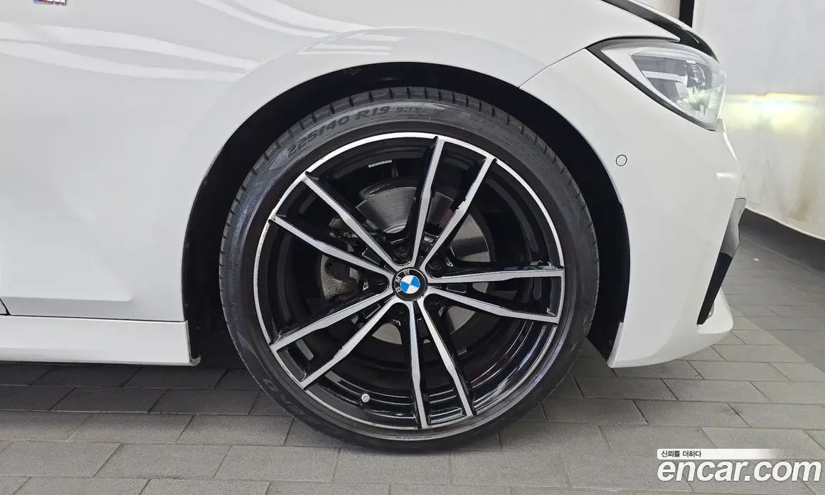BMW 3 серия 2022 2.0 автомат (гидро), фото 7