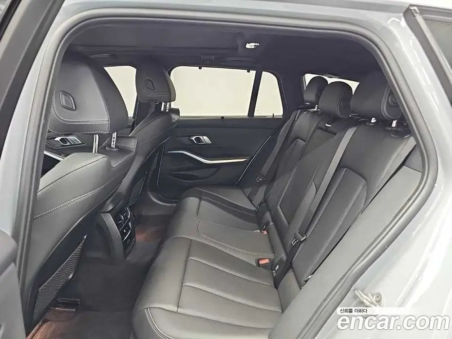 BMW 3 серия 2023 2.0 автомат (гидро), фото 12 BMW 3 серия 2023 2.0 автомат (гидро), фото 12