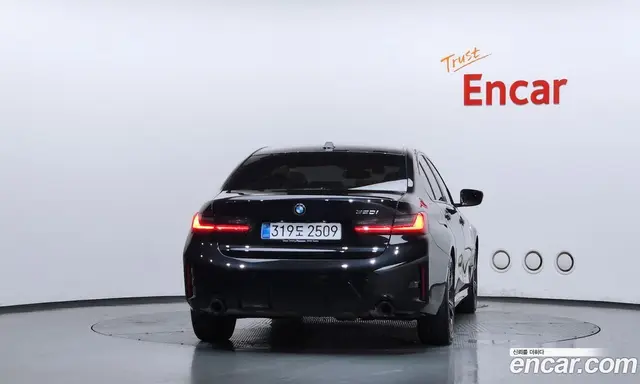 BMW 3 серия 2026 2.0 автомат (гидро), миниатюра 4 BMW 3 серия 2026 2.0 автомат (гидро), миниатюра 4