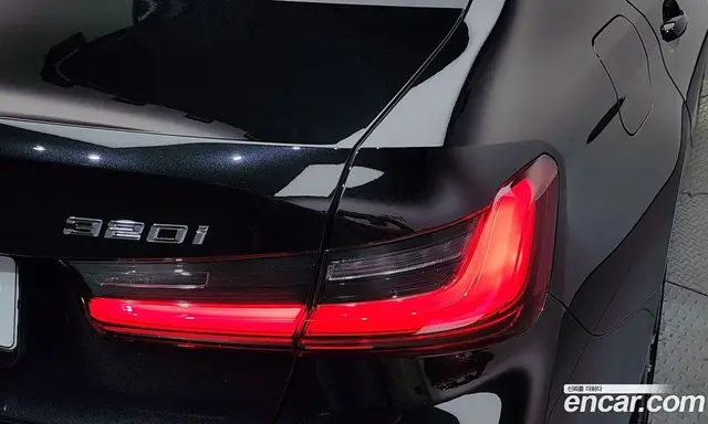 BMW 3 серия 2026 2.0 автомат (гидро), миниатюра 9 BMW 3 серия 2026 2.0 автомат (гидро), миниатюра 9