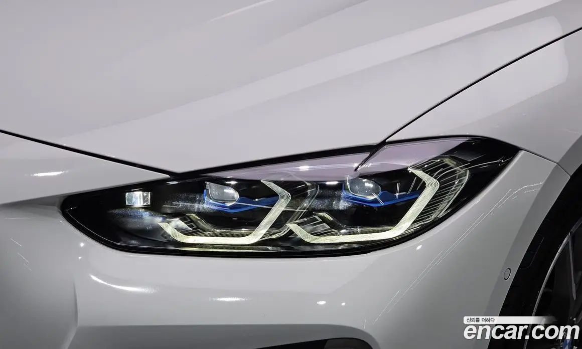 BMW 4 серия 2023 3.0 автомат (гидро), фото 8
