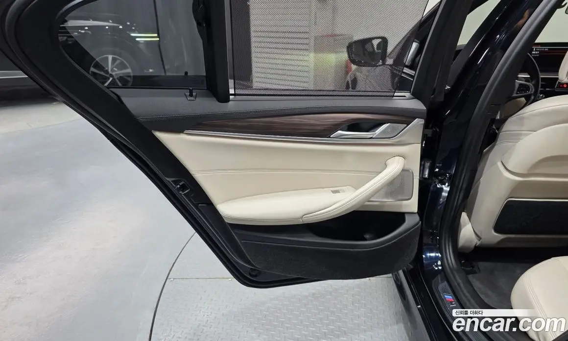 BMW 5 серия 2020 4.4 автомат (гидро), фото 15