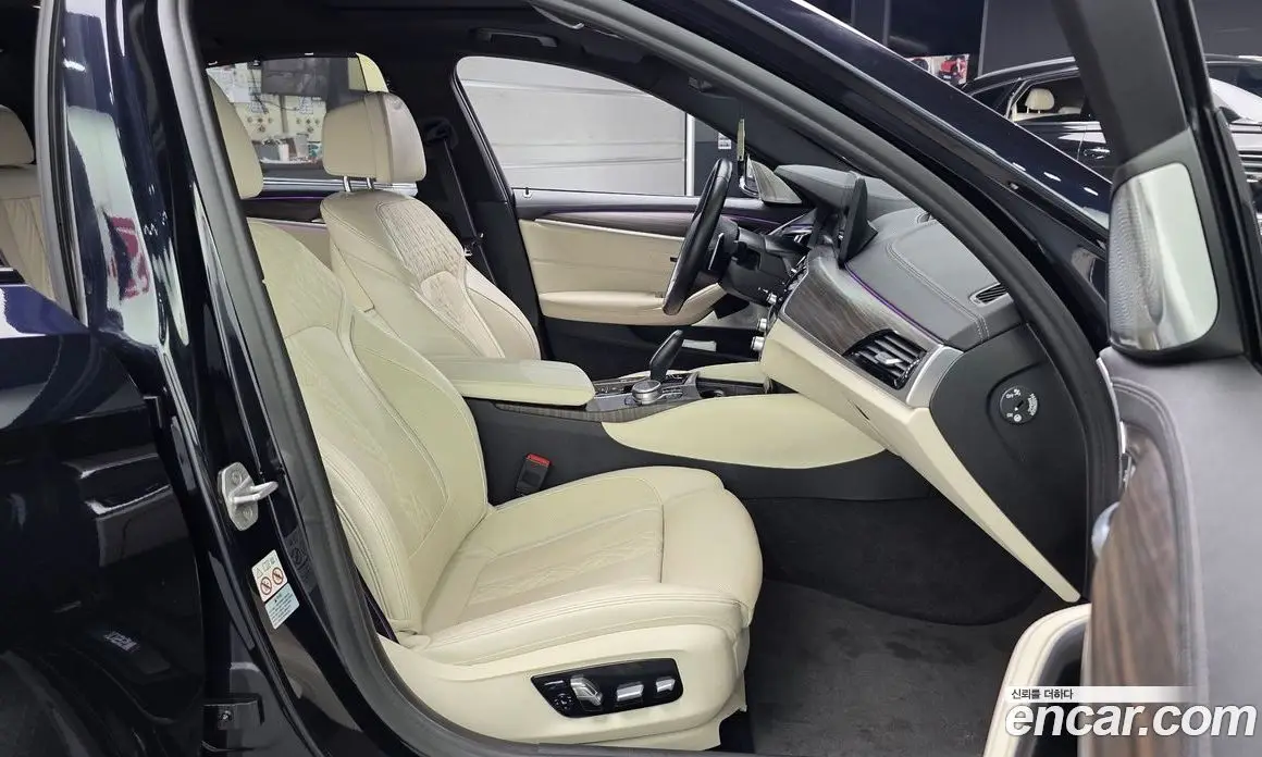 BMW 5 серия 2020 4.4 автомат (гидро), фото 17