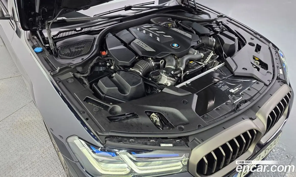 BMW 5 серия 2020 4.4 автомат (гидро), фото 6
